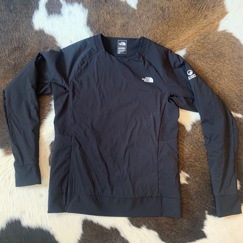 The North Face//WOMEN’S VENTRIX™ MID LAYER